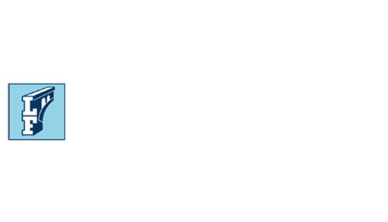 Weißes Logo der Unternehmensgruppe Ludwig Freytag mit Symbol auf dunklem Hintergrund