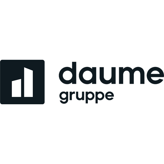 Logo der Daume Gruppe mit zwei stilisierten Balken in einem dunkelblauen Quadrat, daneben der Schriftzug „daume gruppe“
