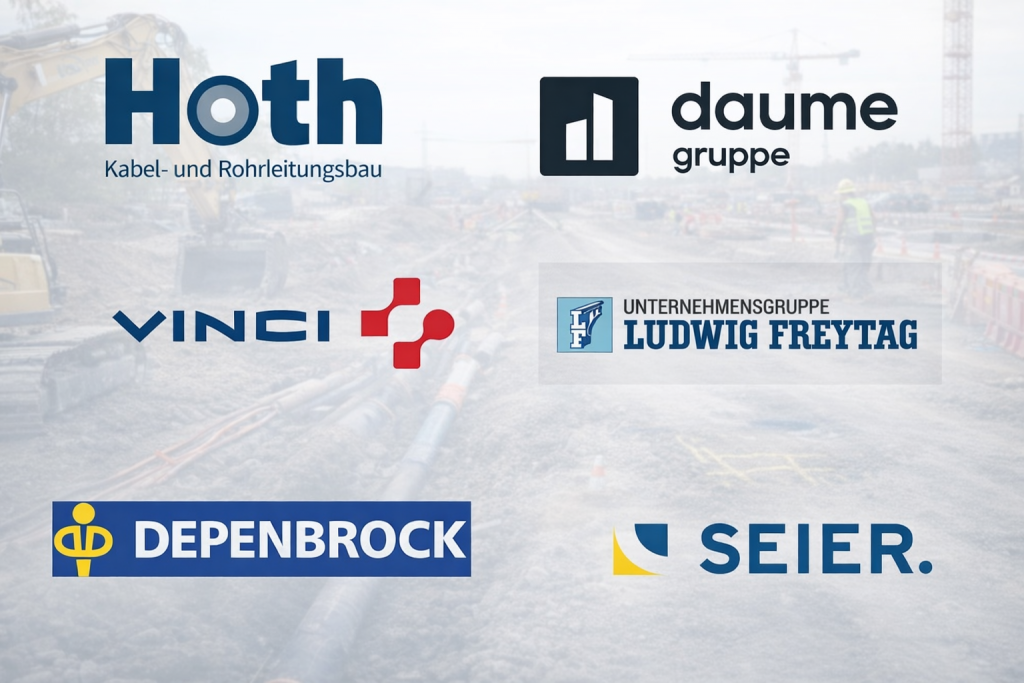Logos führender Bau- und Infrastrukturdienstleister auf Baustellenhintergrund als Referenzunternehmen für betriebliche Vorsorge und Mitarbeiterabsicherung